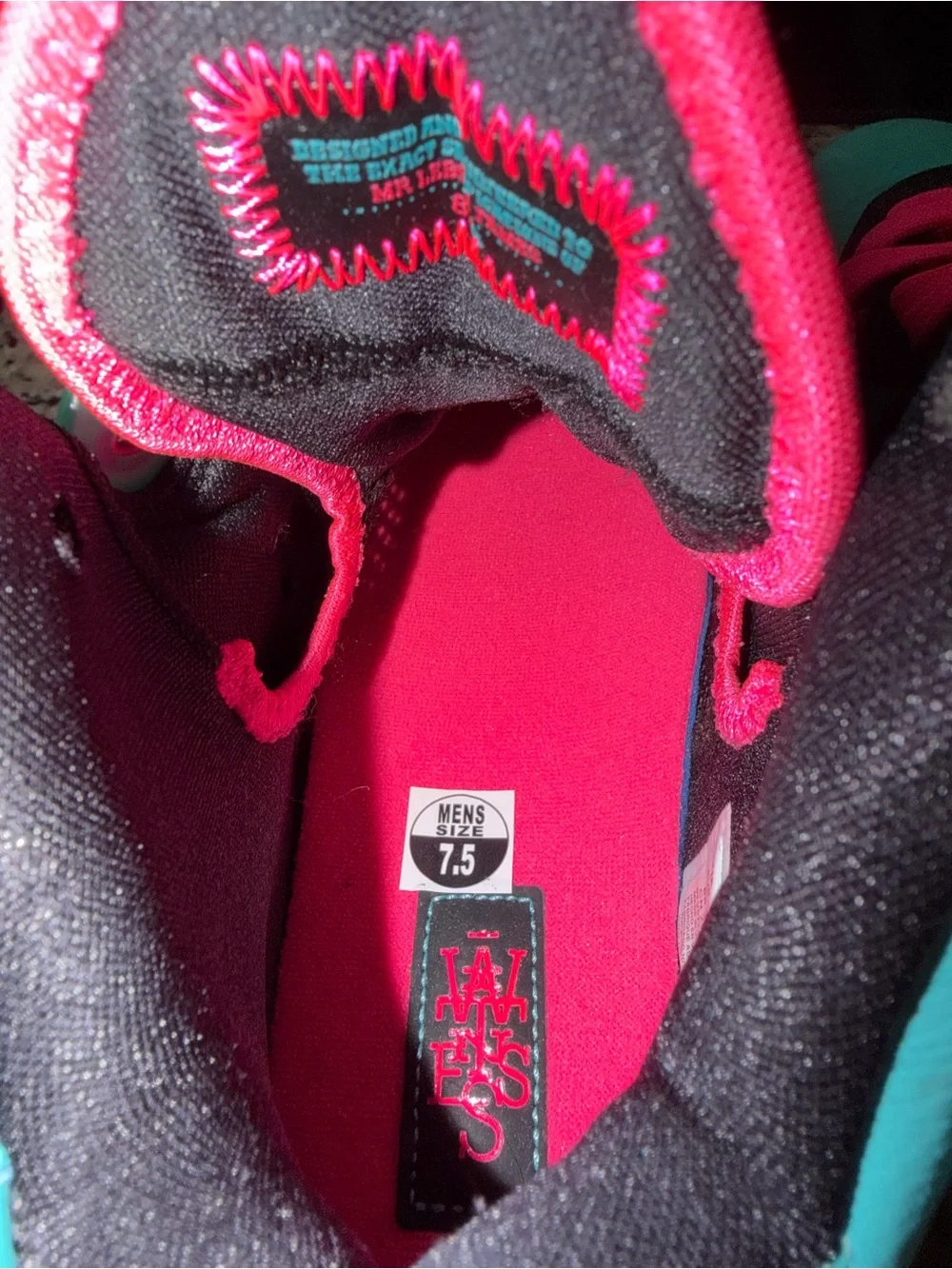 Size 7.5 Nike LeBron 8 South Beach SKU CZ0328-400 Used No Box